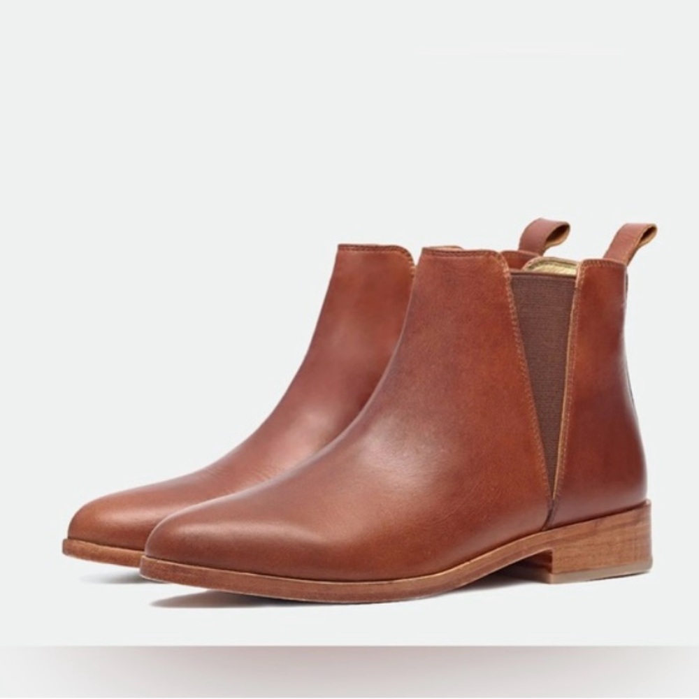 Elegant Brown Leather Ankle Boots